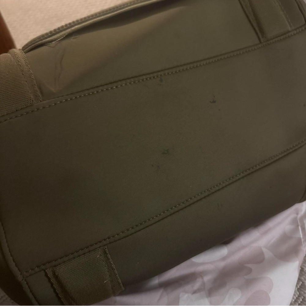 Dagne Dover Olive Travel Bag - Picture 5 of 6